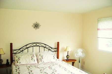 Preview image for 76 Fern Valley  Cres, Brampton