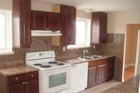Preview image for 8 Bloomington Cres, Toronto