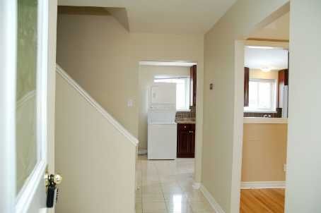 Preview image for 8 Bloomington Cres, Toronto