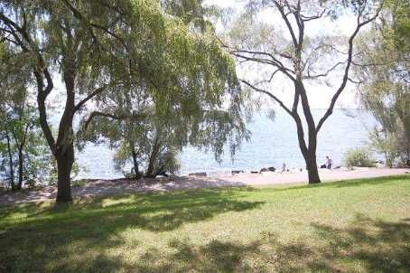 Preview image for 208 Lake Promenade Dr, Toronto