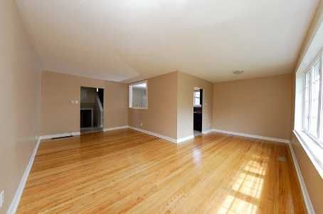 Preview image for 8 Bloomington Cres, Toronto