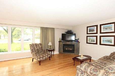 Preview image for 157 Inverdon Rd, Toronto