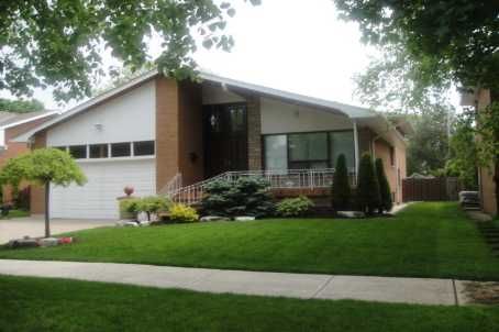 Preview image for 3 Bosworth Ave, Toronto