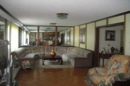 Preview image for 3 Bosworth Ave, Toronto