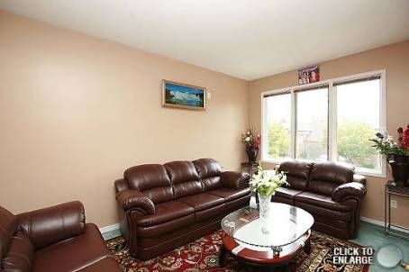 Preview image for 43 Fern Valley Cres, Brampton