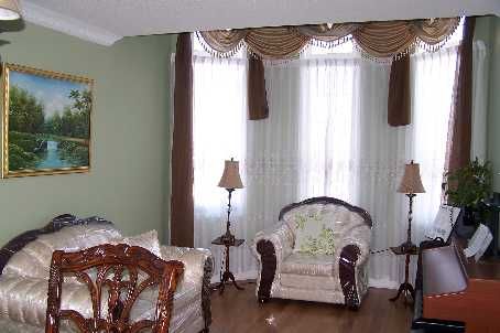 Preview image for 12 Burnt Elm Dr, Brampton