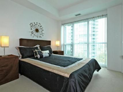 Preview image for 165 Legion Rd N #824, Toronto