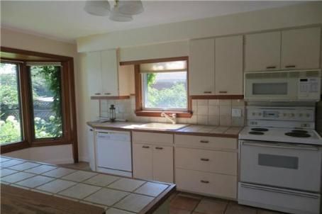 Preview image for 1410 Willowdown Rd, Oakville