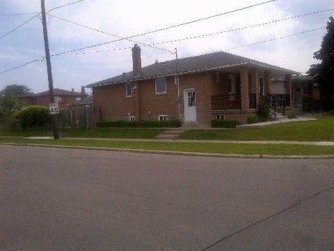 Preview image for 109 Gilley Rd, Toronto