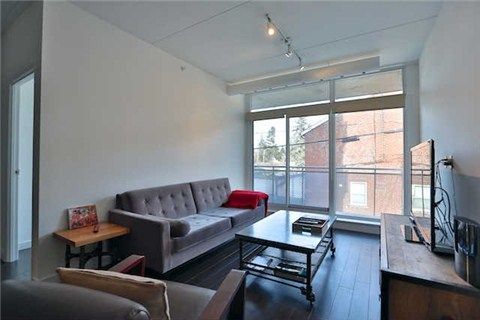 Preview image for 588 Annette St #205, Toronto