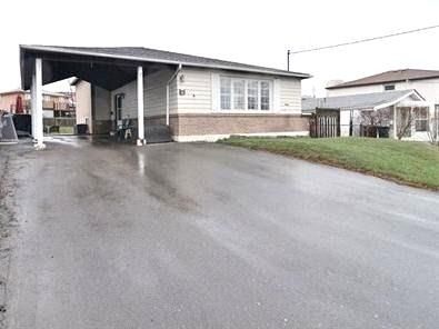 Preview image for 8 Bloomington Cres, Toronto