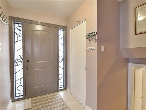 Preview image for 8 Bloomington Cres, Toronto