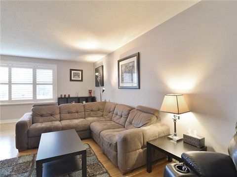 Preview image for 8 Bloomington Cres, Toronto