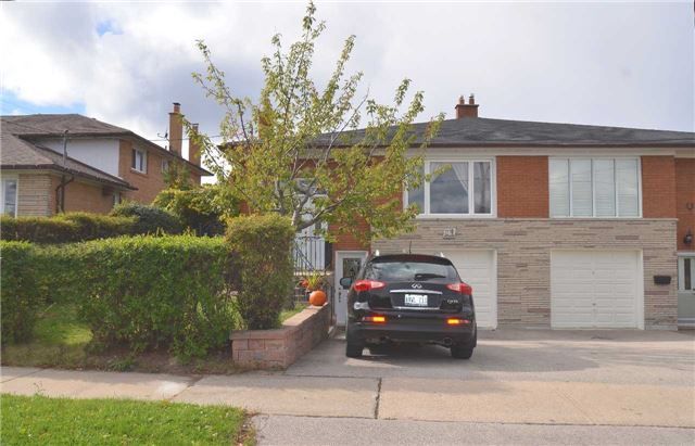 Preview image for 77 Watney Cres, Toronto