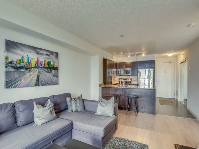 Preview image for 800 Lawrence Ave W #415, Toronto