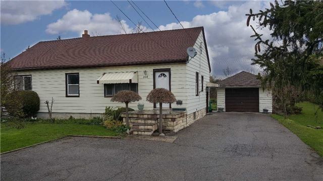 Preview image for 104 Mclaughlin Rd S, Brampton