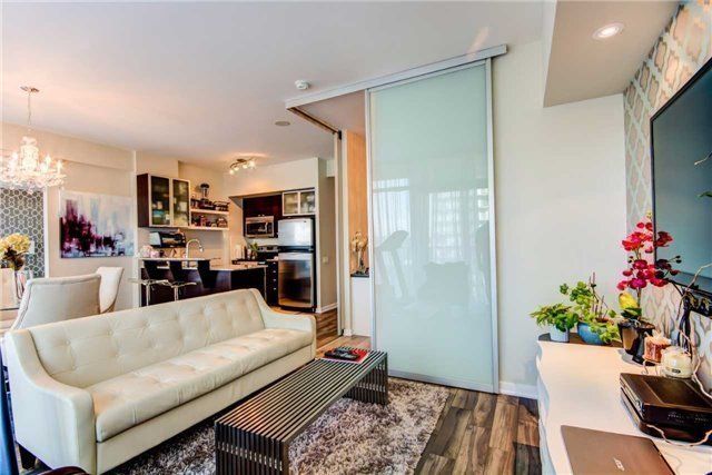 Preview image for 103 The Queensway Ave #812, Toronto