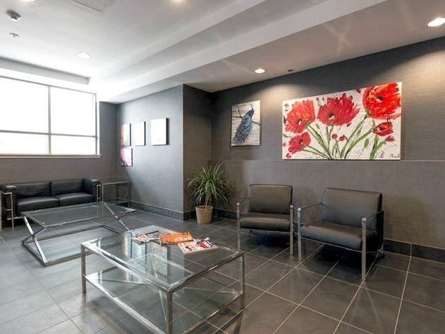 Preview image for 812 Lansdowne Ave #121, Toronto