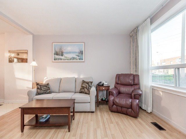 Preview image for 562 Royal York Rd, Toronto