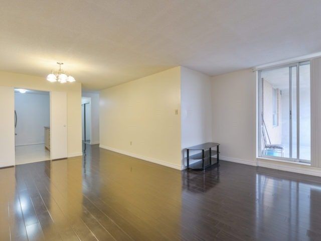 Preview image for 40 Panorama Crt #808, Toronto