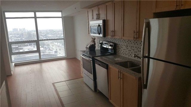 Preview image for 830 Lawrence Ave W #1108, Toronto