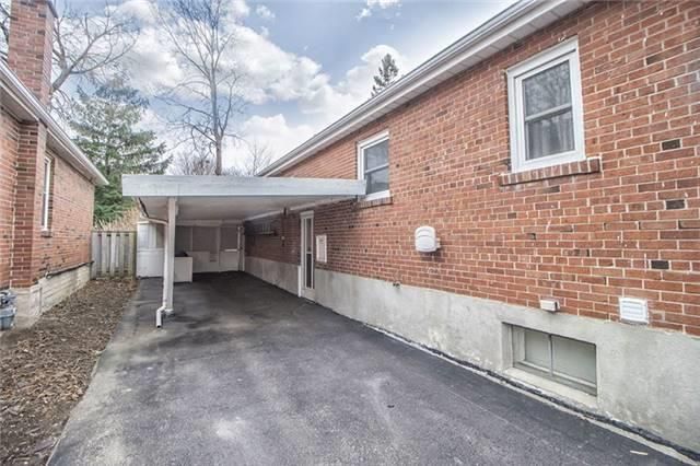 Preview image for 118 Martingrove Rd, Toronto