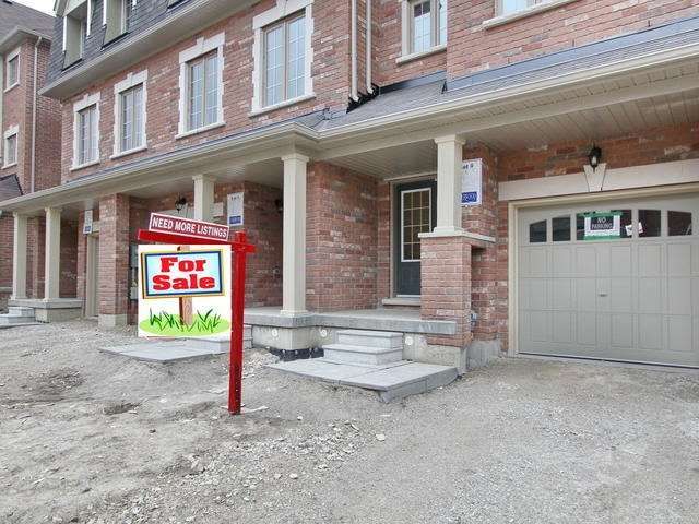 Preview image for 9 Hobart Gdns, Brampton