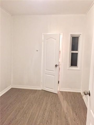 Preview image for 28 Cayuga Ave, Toronto