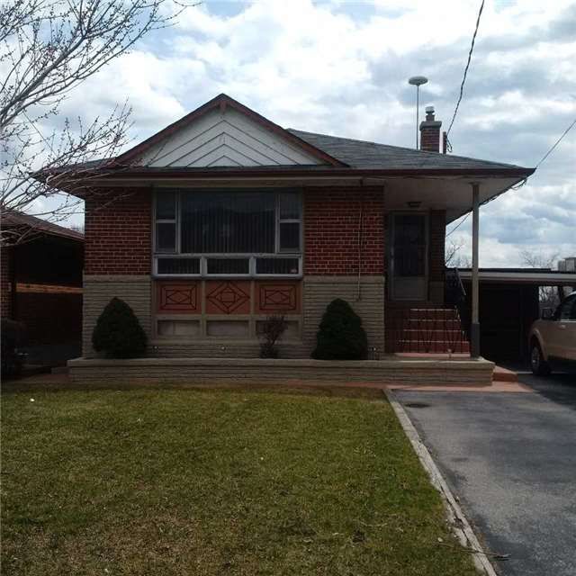 Preview image for 7 Cornelius Pkwy, Toronto