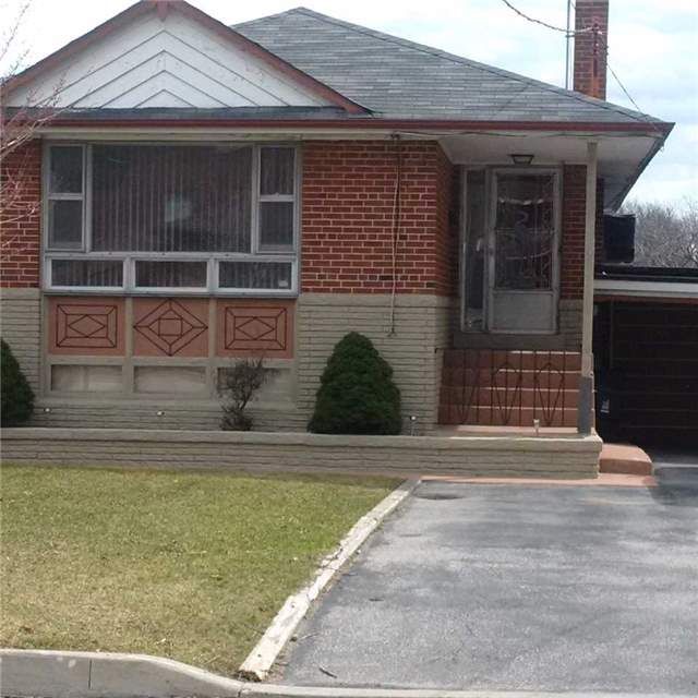 Preview image for 7 Cornelius Pkwy, Toronto