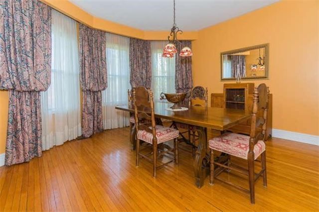Preview image for 34 Queen's Dr, Toronto
