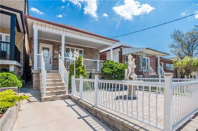 Preview image for 297 Gilbert Ave, Toronto