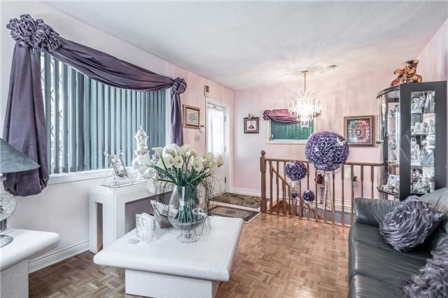 Preview image for 297 Gilbert Ave, Toronto