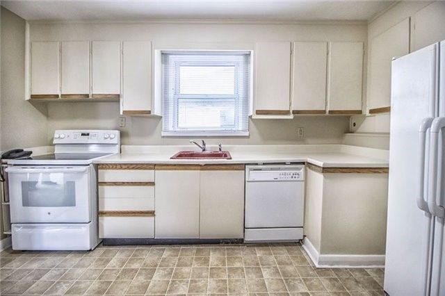 Preview image for 118 Martin Grove Rd, Toronto