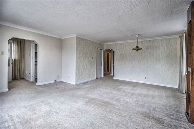 Preview image for 118 Martin Grove Rd, Toronto
