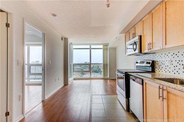 Preview image for 830 Lawrence Ave W #1108, Toronto