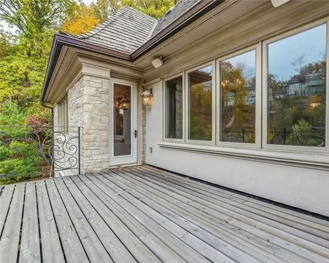 Preview image for 158 Edenbridge Dr, Toronto