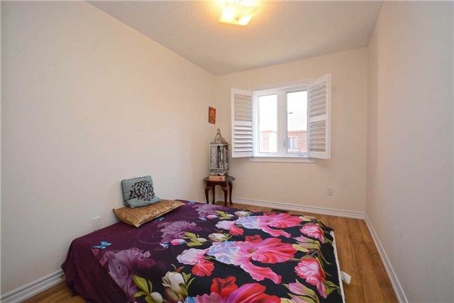 Preview image for 9 Hobart Gdns, Brampton