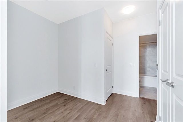 Preview image for 17 Zorra St #2207, Toronto