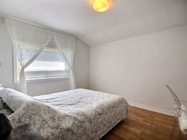 Preview image for 157 Inverdon Rd, Toronto