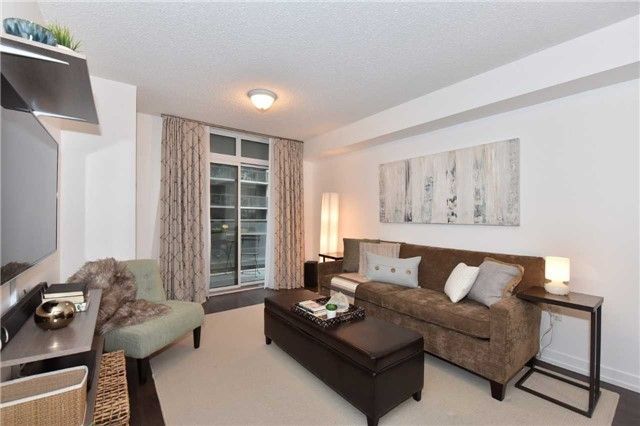 Preview image for 816 Lansdowne Ave #413, Toronto