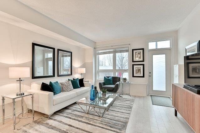 Preview image for 112 Caledonia Park Rd #2, Toronto