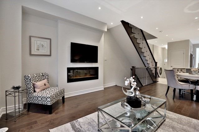 Preview image for 73 Edward Horton Cres, Toronto