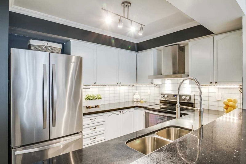 Preview image for 190 Manitoba St #707, Toronto