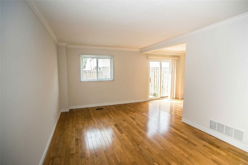 Preview image for 2700 Battleford Rd #5, Mississauga
