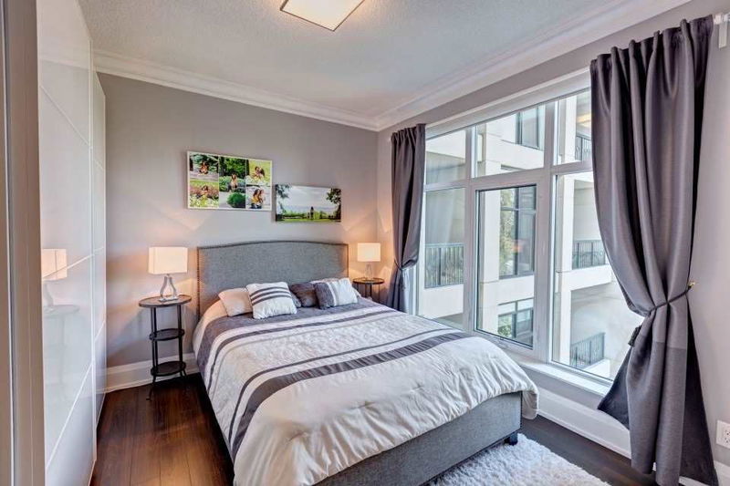 Preview image for 2 Old Mill Dr #401, Toronto