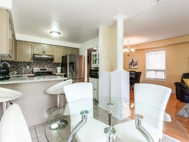 Preview image for 109 Woodhaven Dr, Brampton
