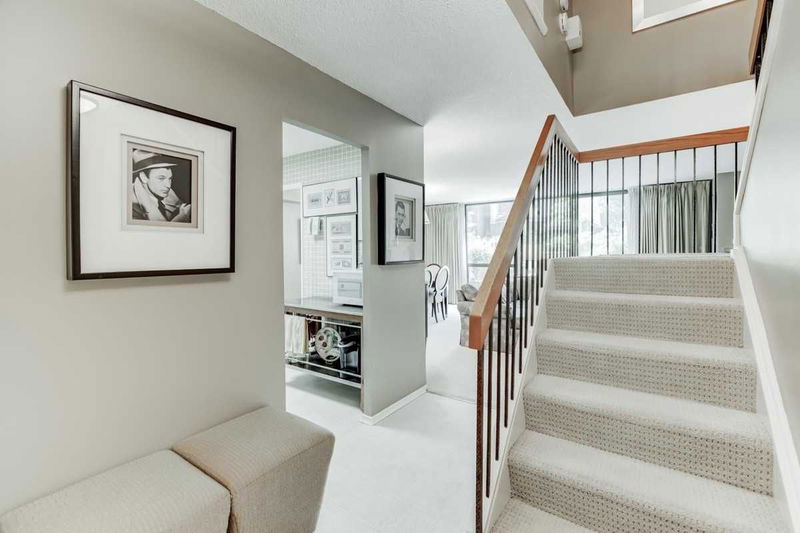 Preview image for 80 Quebec Ave #114, Toronto