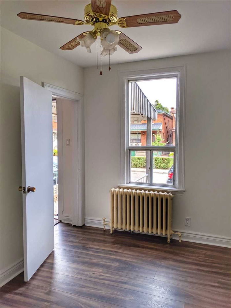 Preview image for 74 Chryessa Ave, Toronto