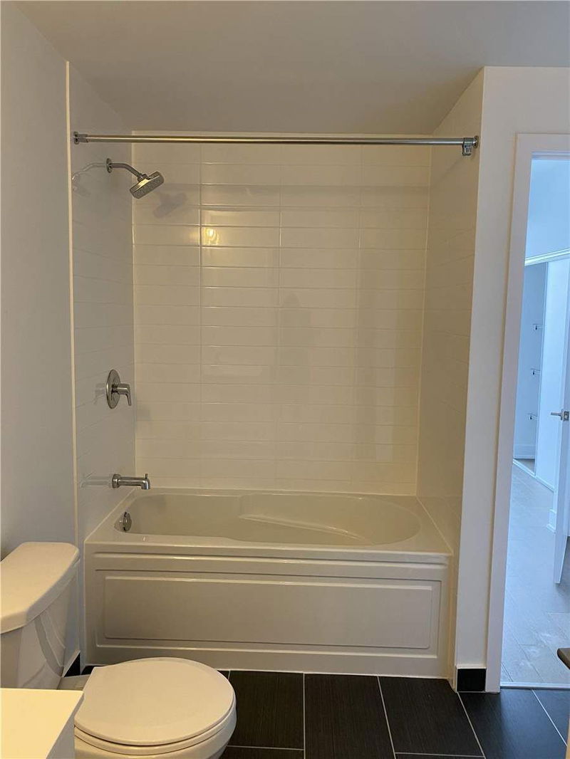 Preview image for 30 Shore Breeze Dr #3913, Toronto